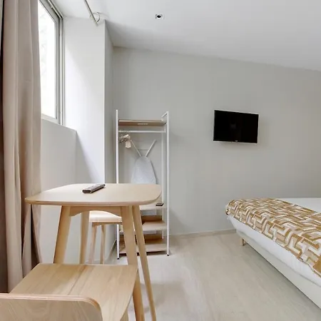 Apartment Havre Climatise Au Coeur De Neuilly-sur-Seine